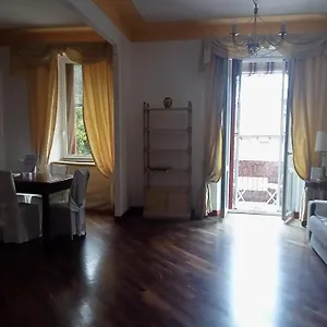 Florian Apartment